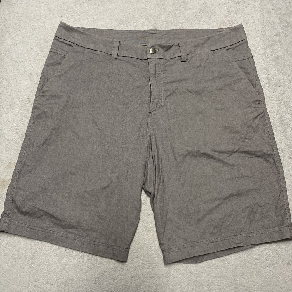 Lululemon The Works Short Mens 38 Grey Flat Front Chino Casual